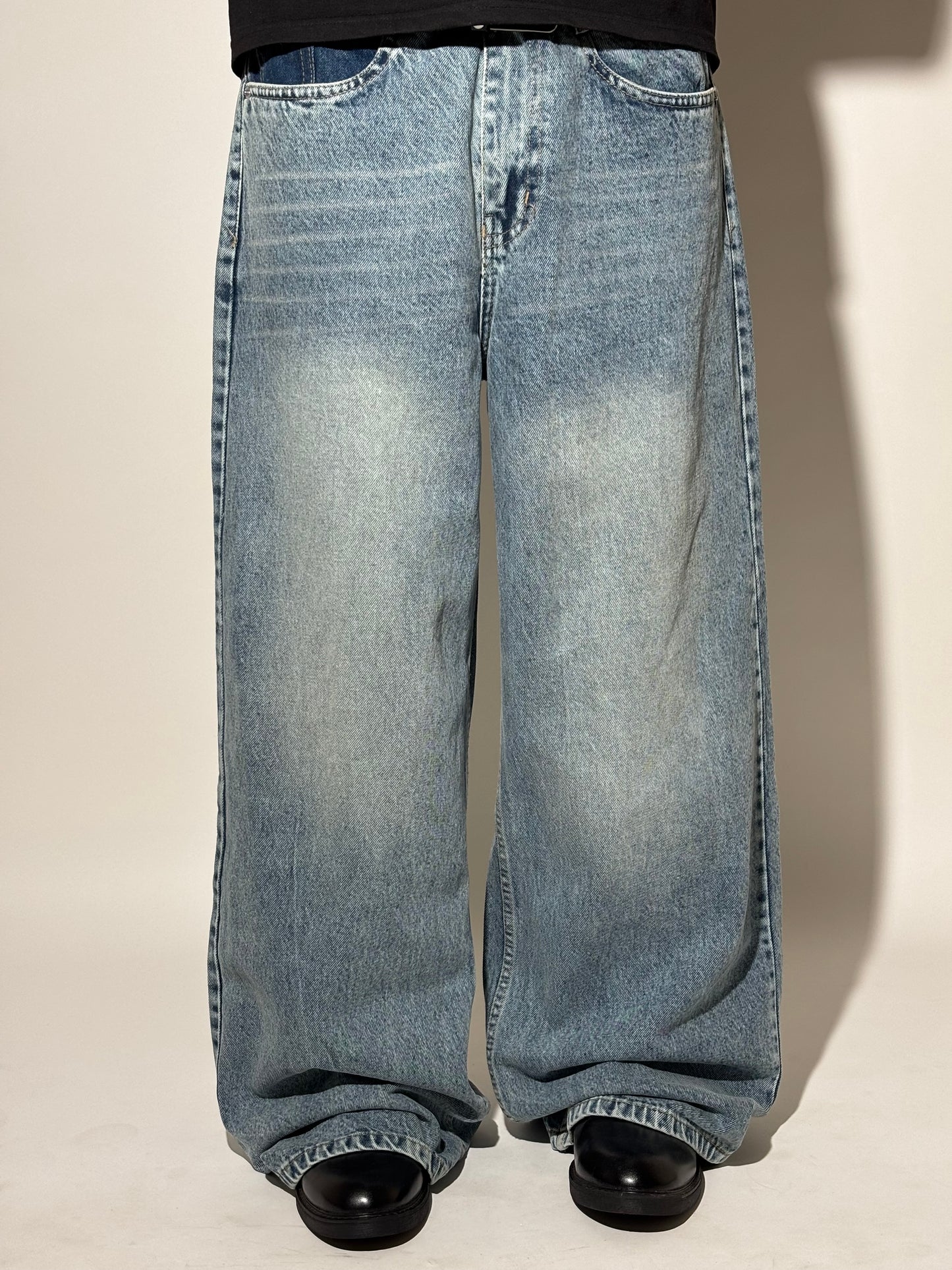 Shade 28 baggy jeans