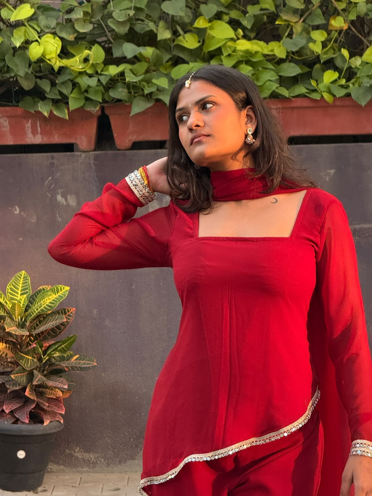 Red full set kurta