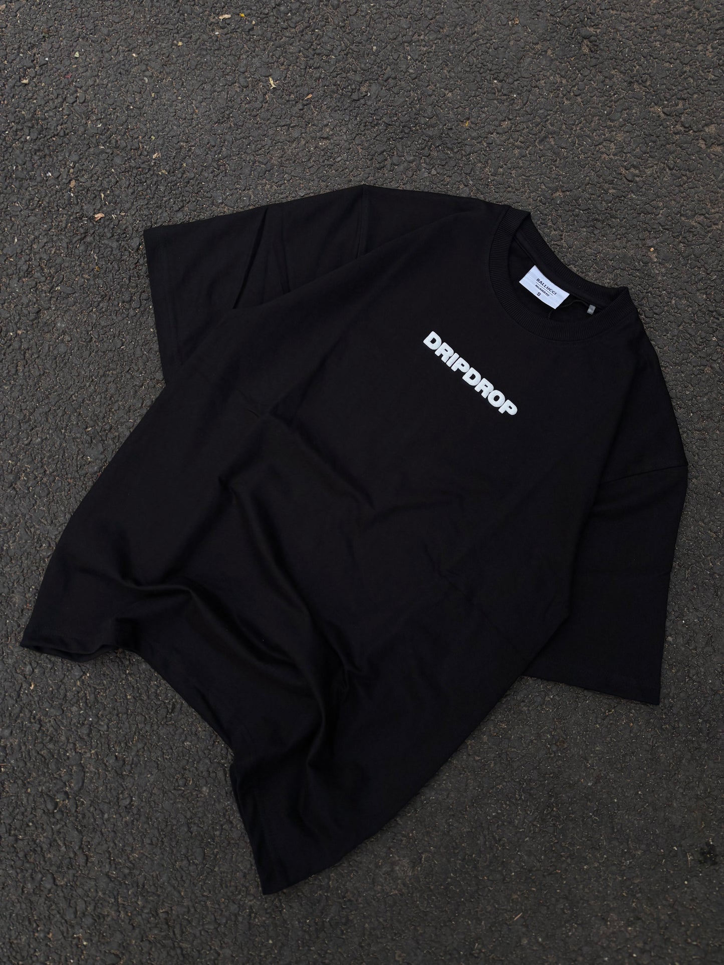 Drip drop black oversized tee