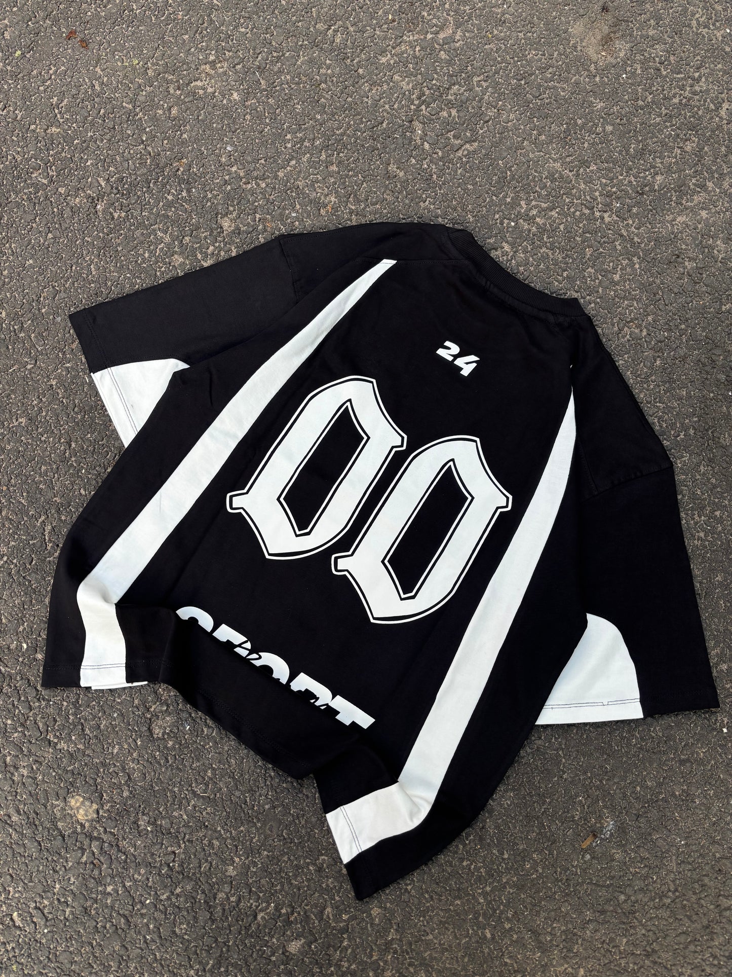 Sport black and white oversized tee