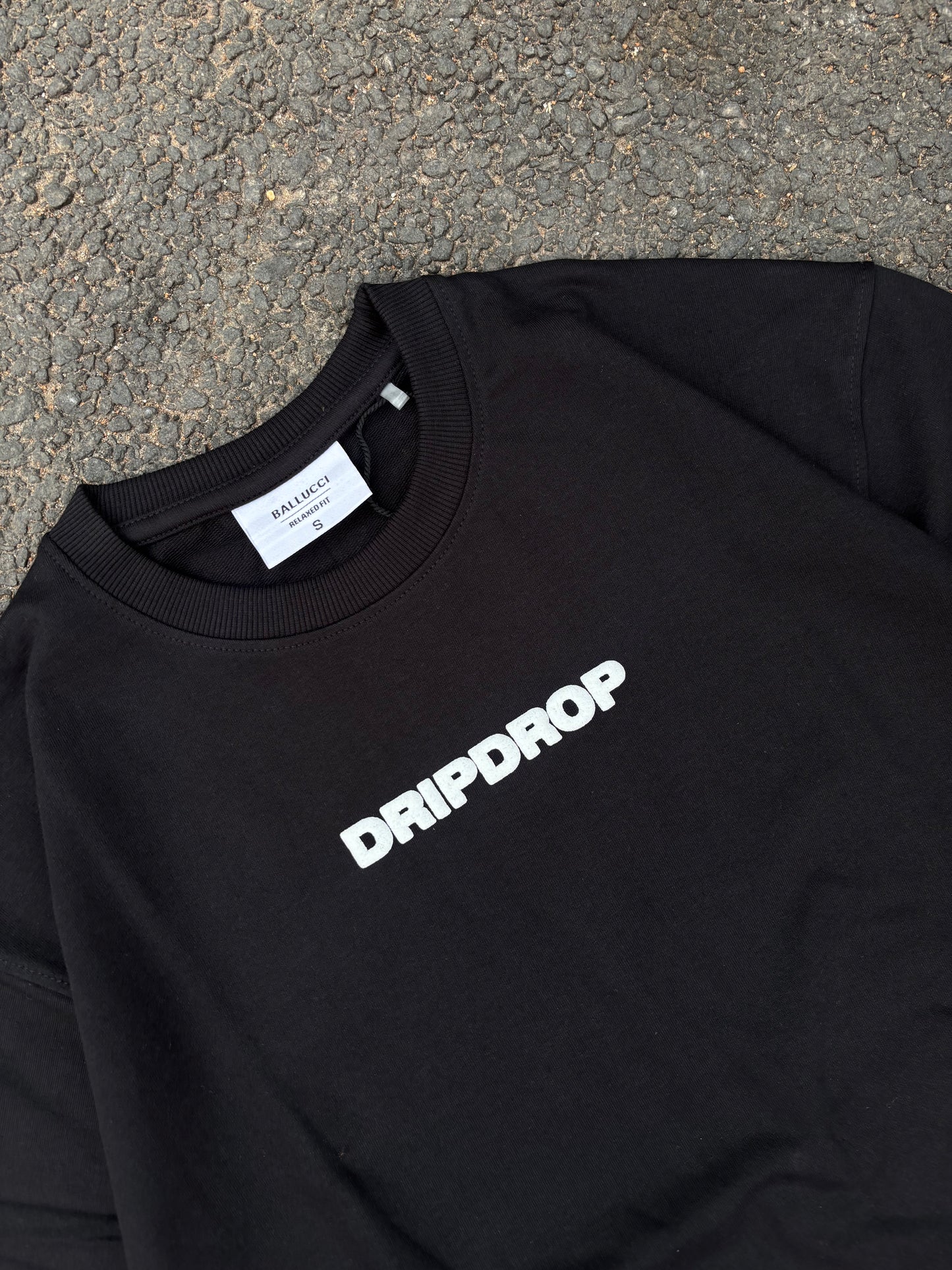 Drip drop black oversized tee