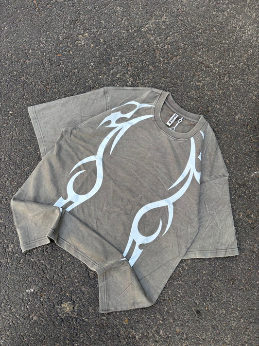 Wave acid wash oversized tee