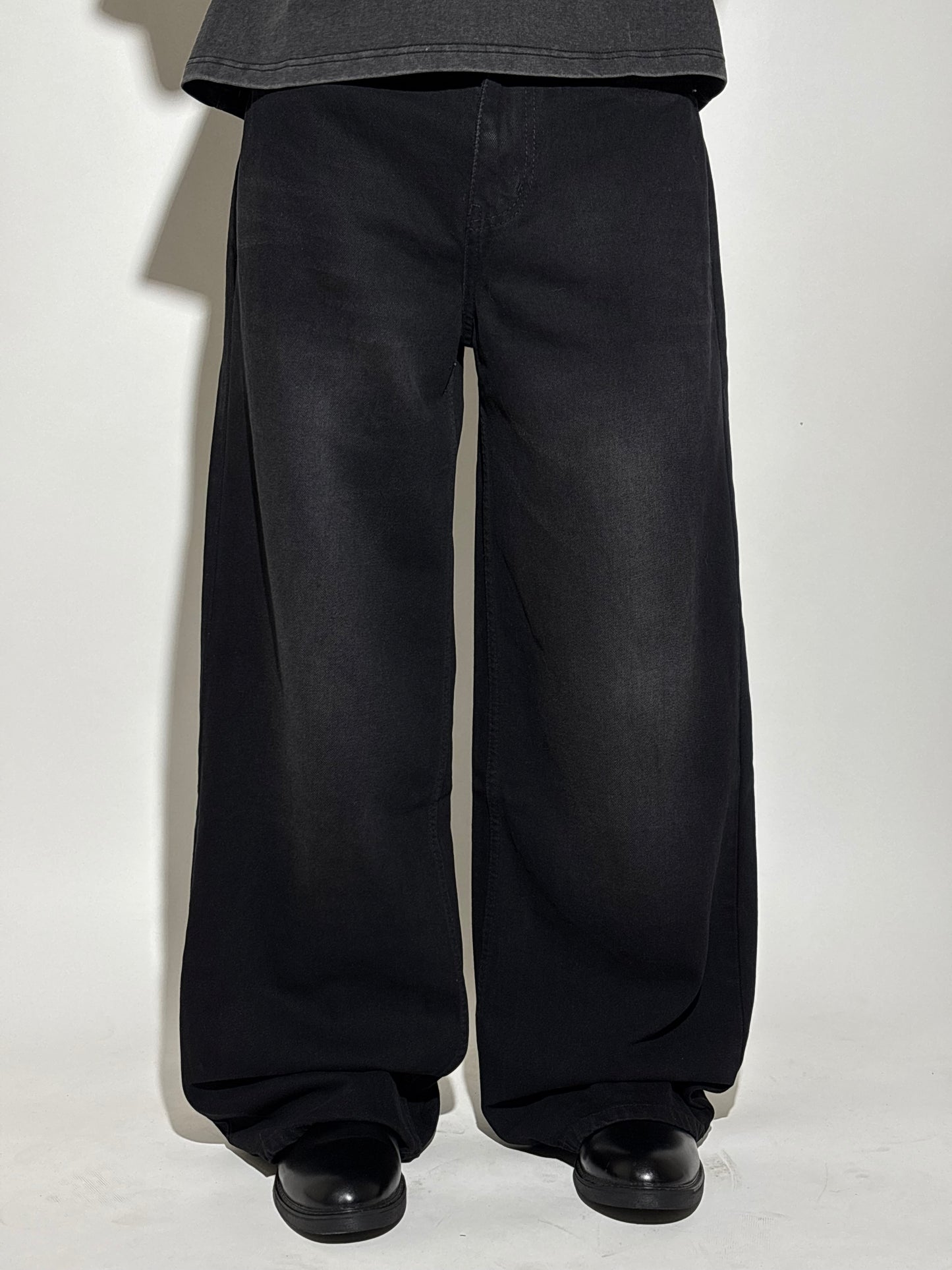 Shade 24 black baggy jeans