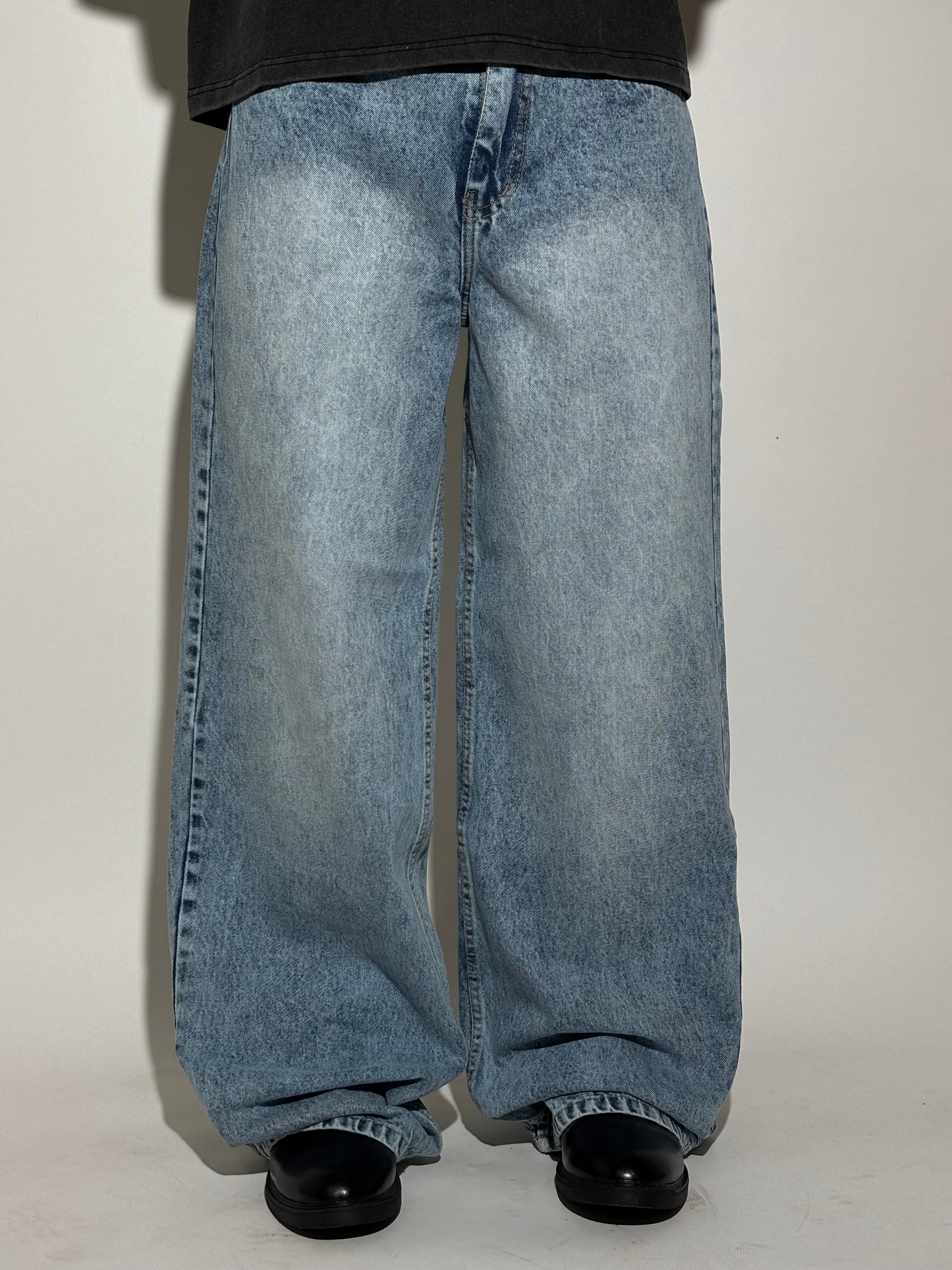 Shade 25 blue baggy jeans