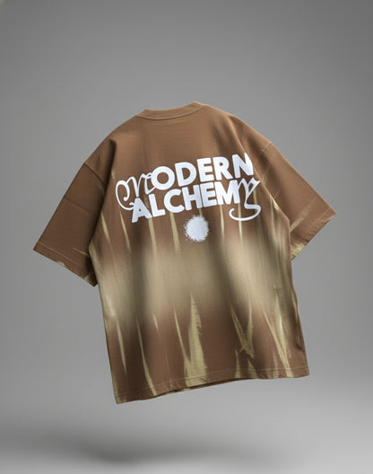 Modern oversized tee