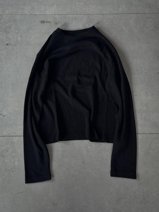 Black waffle tee