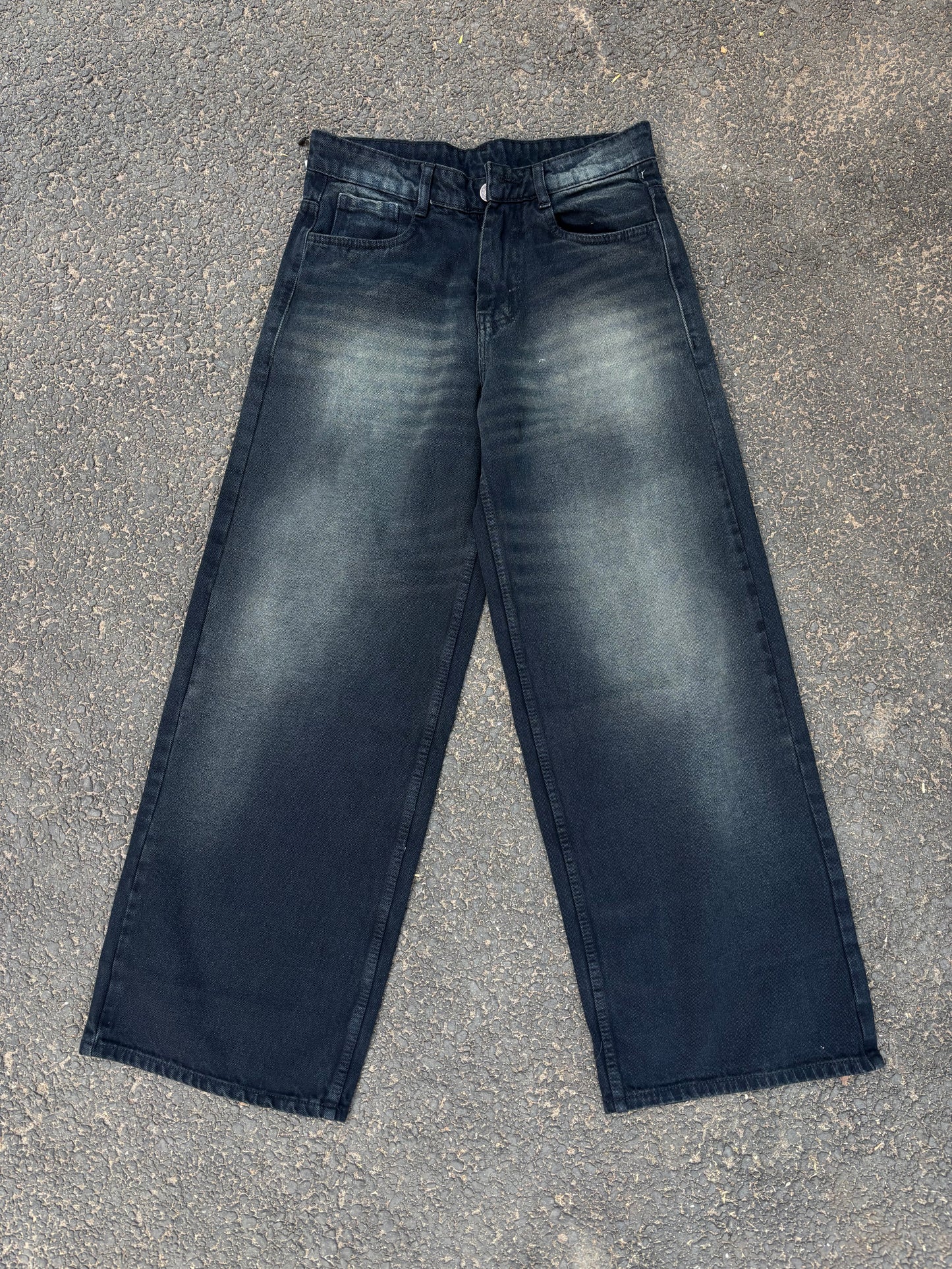 Black baggy jeans