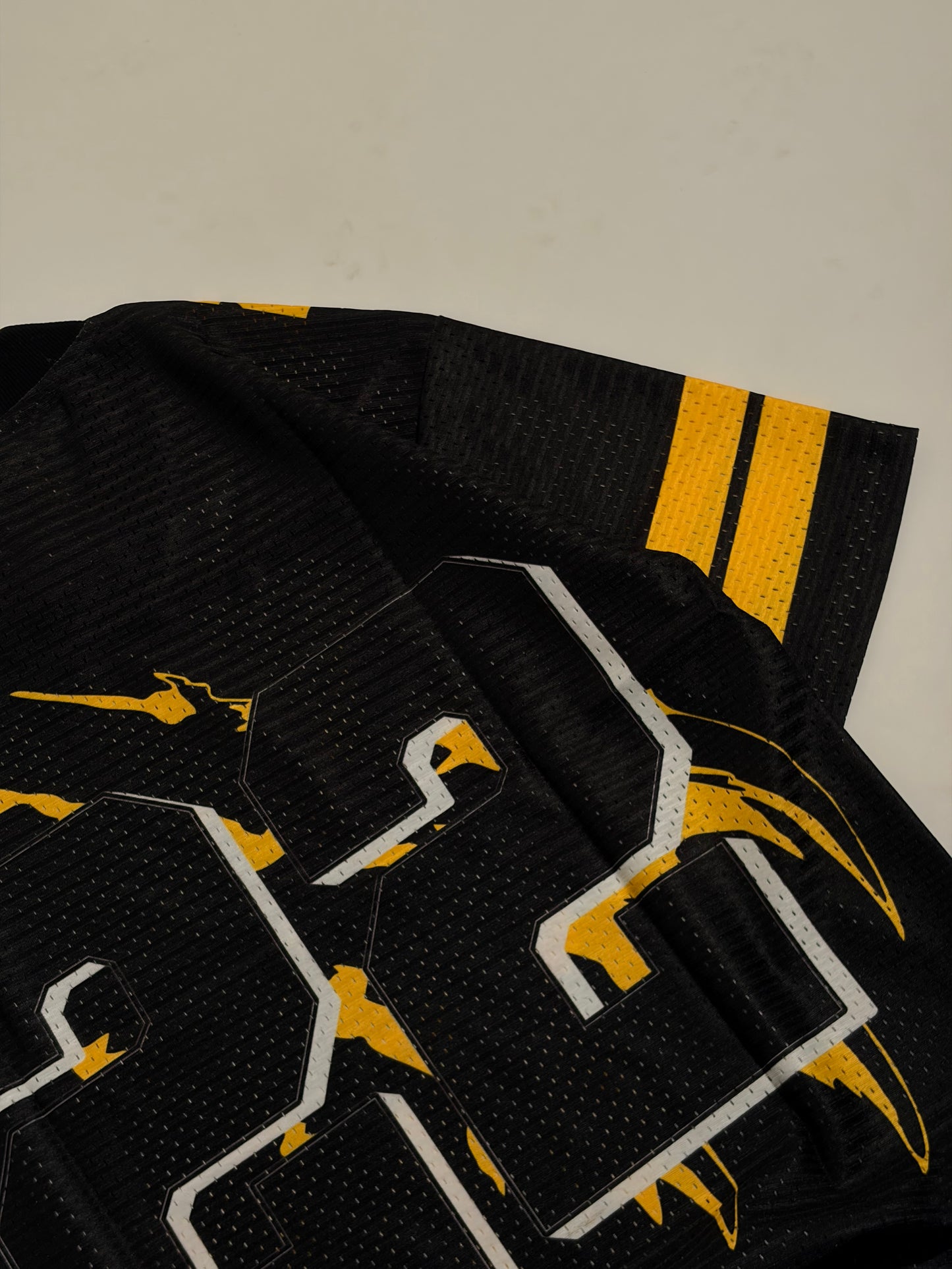 22 justrad black jersey