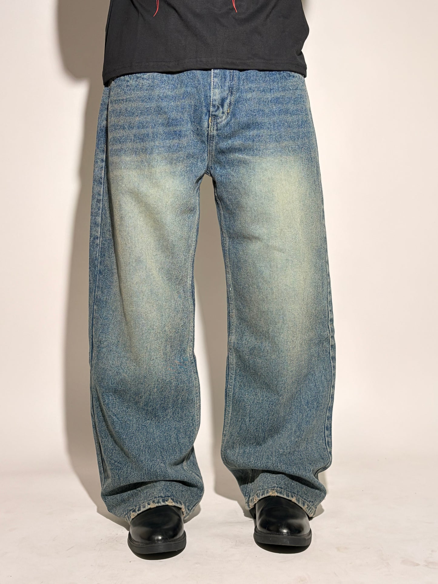 Shade 44 dark blue faded baggy jeans