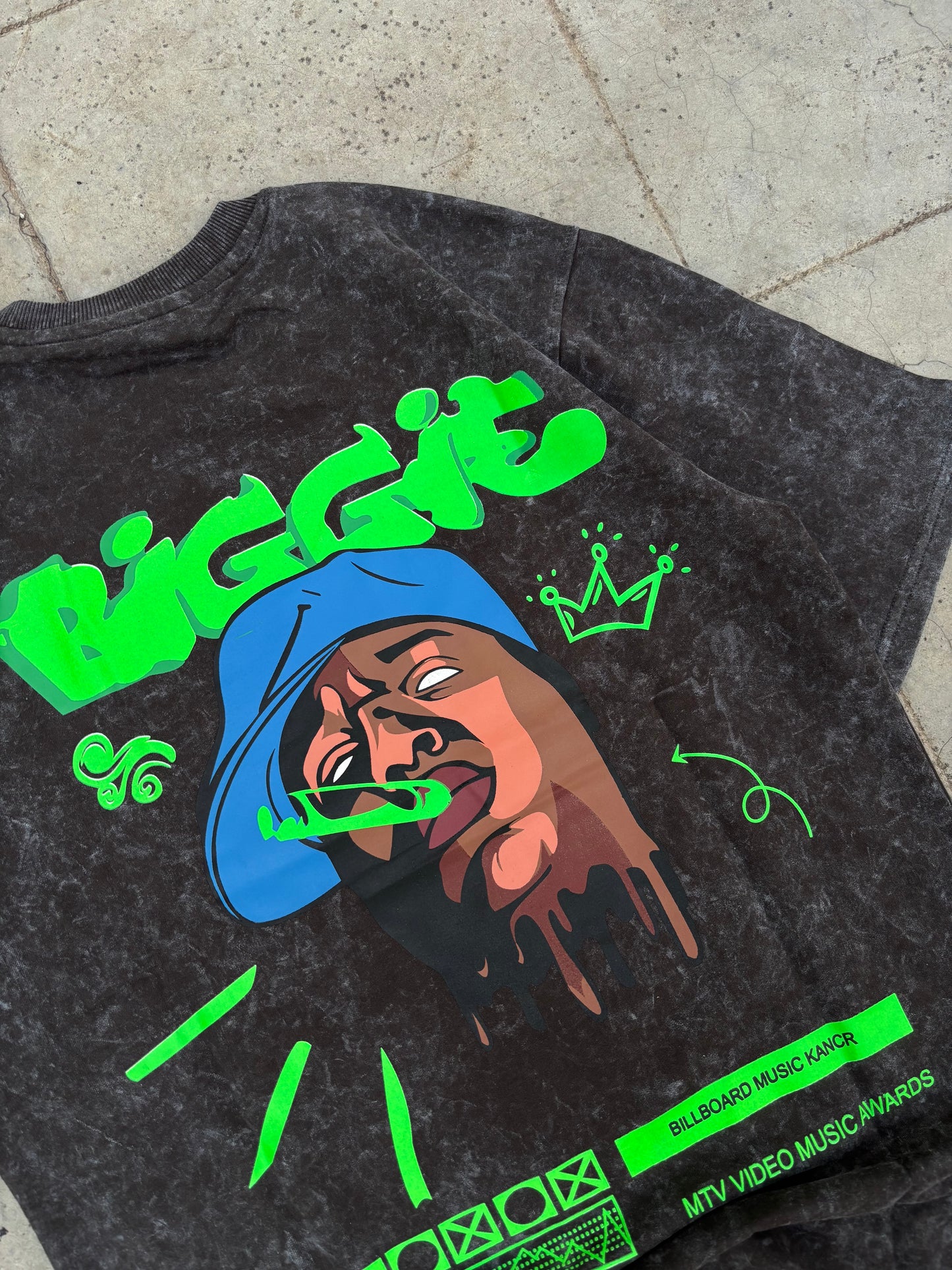 Biggie acid wash oversized tee