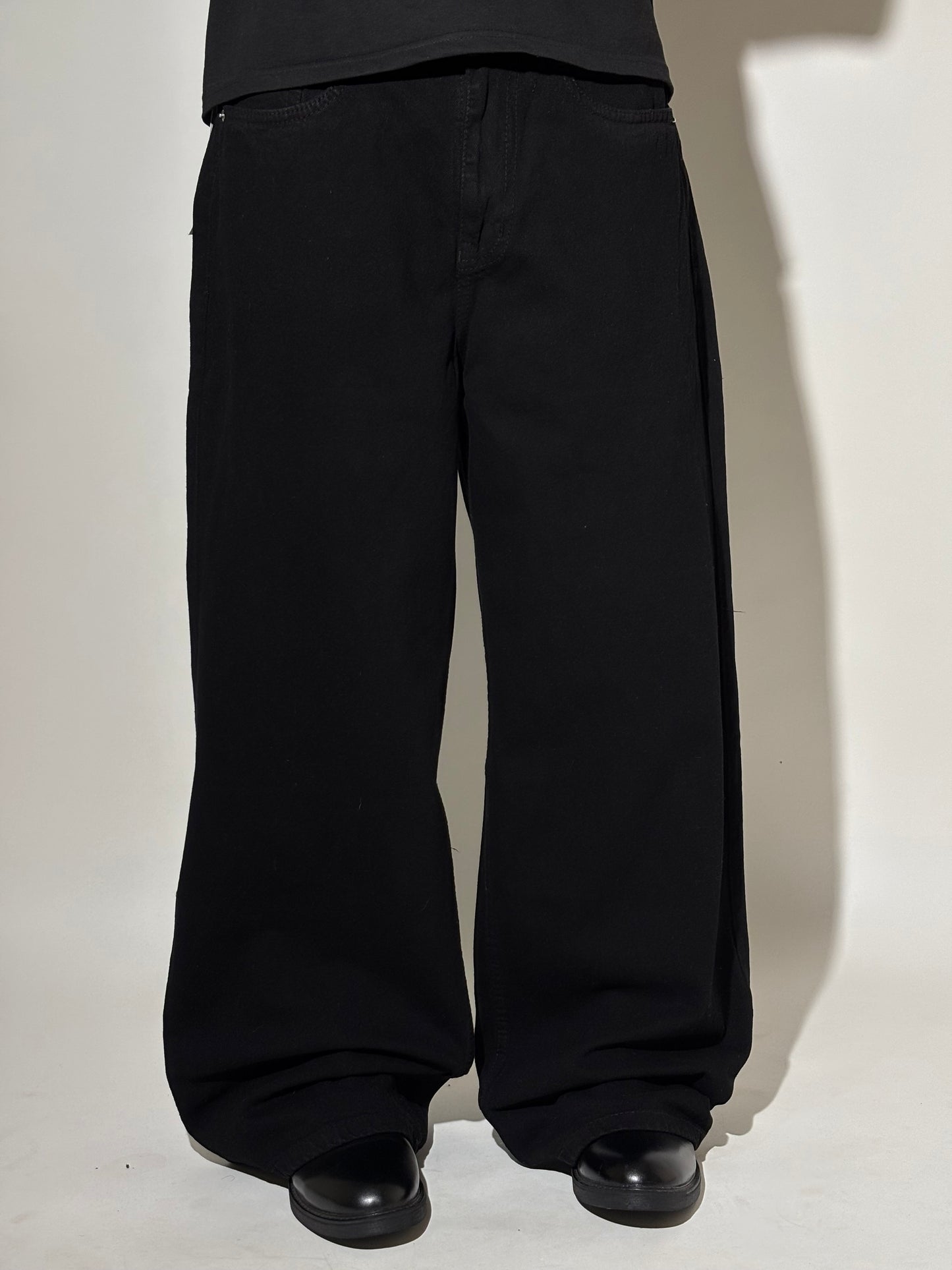 Shade 30 baggy jeans