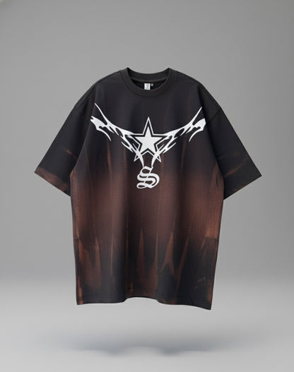Modern oversized tee