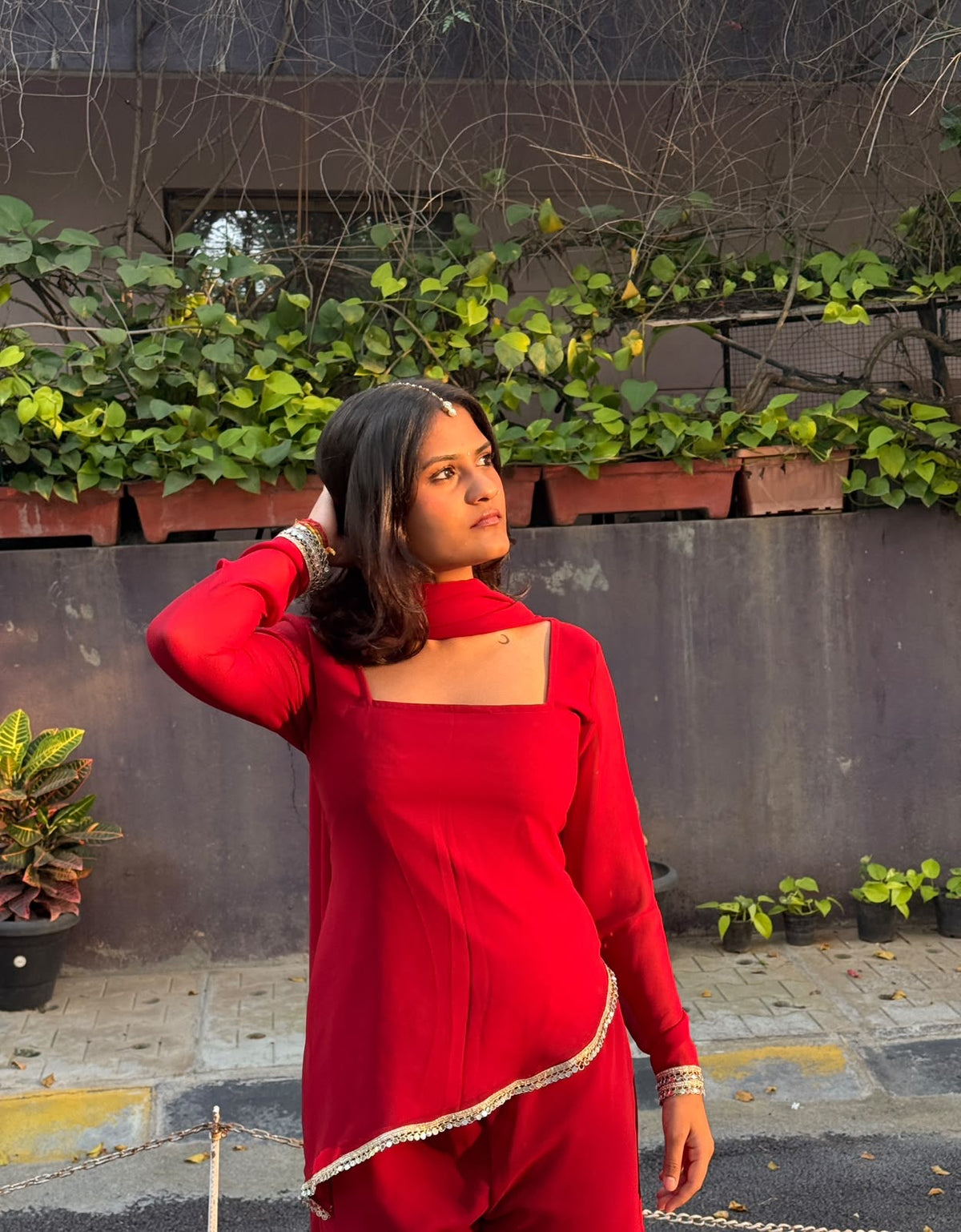 Red full set kurta