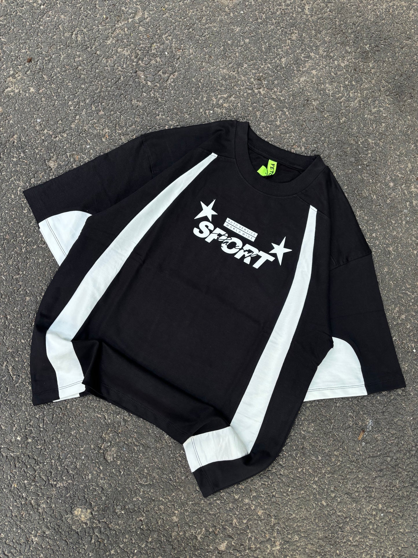 Sport black and white oversized tee