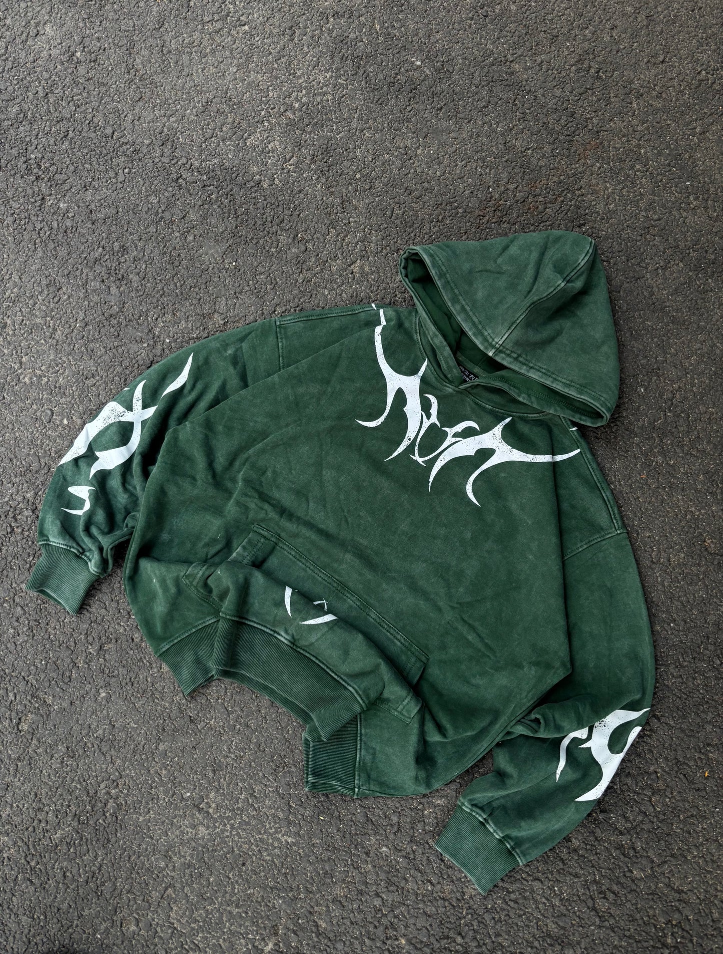 Spike green acid wash hoodie