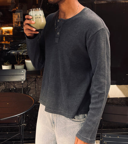 Dark washed Henley