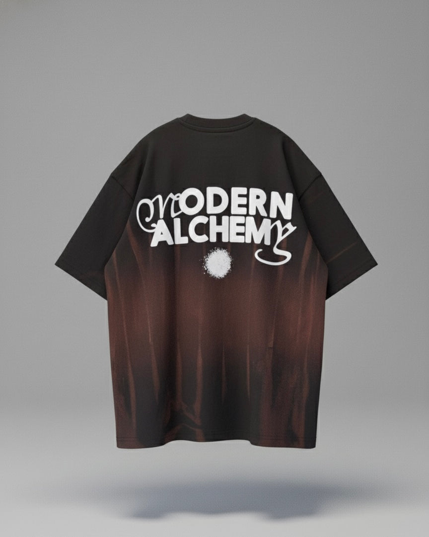 Modern oversized tee