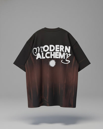 Modern oversized tee