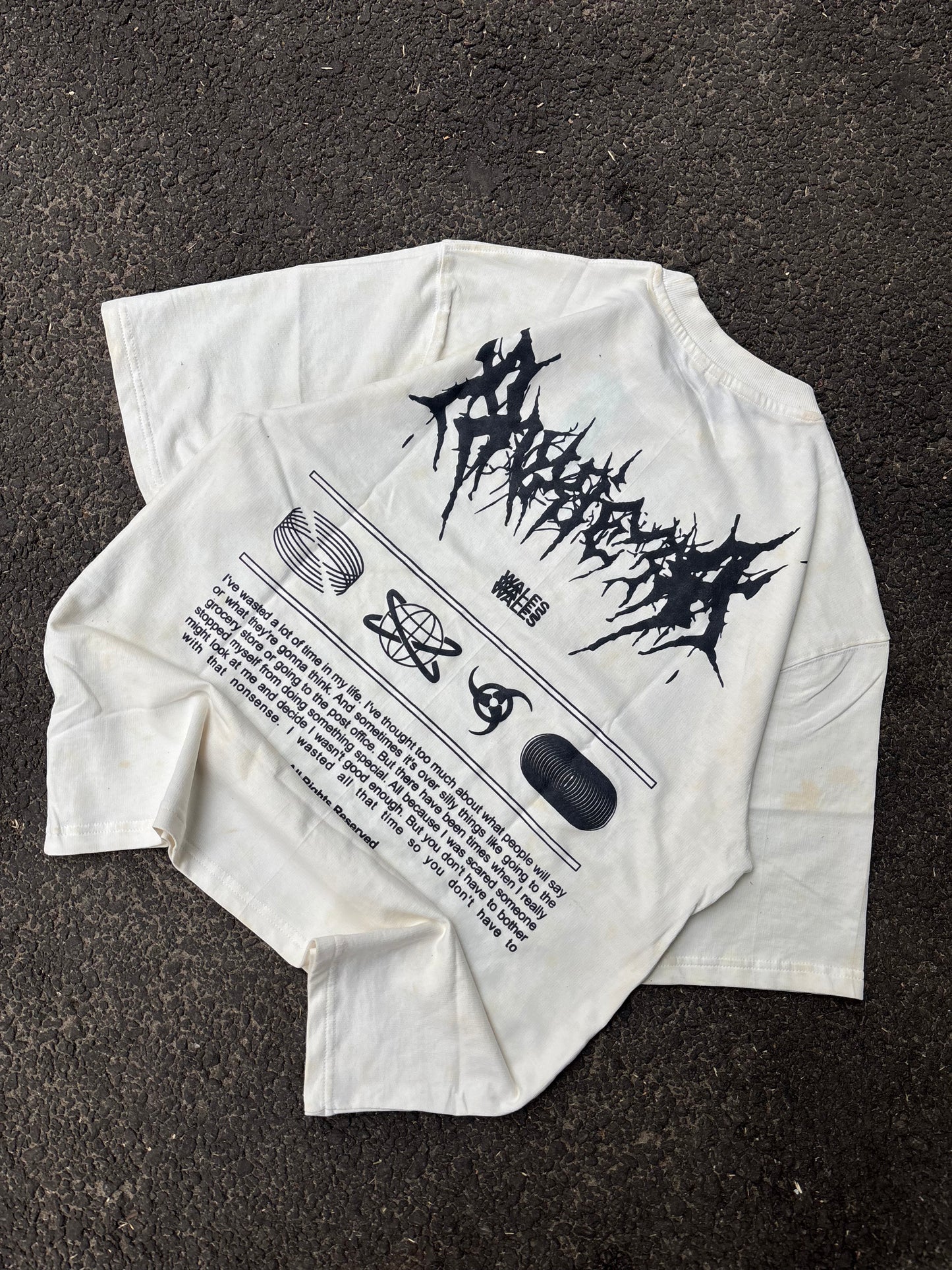 Wales white oversized tee