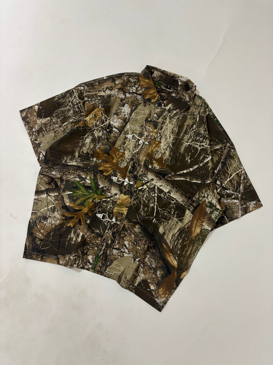 Clasp camo shirt